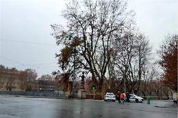 Roma, incidente e traffico in tilt sul lungotevere per il guano