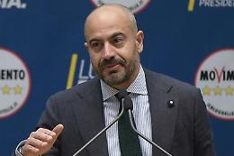 Paragone si scaglia contro il M5S: ricorrerò in tribunale