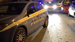 Con l’auto contro il locale dopo essere stato cacciato, arrestato
