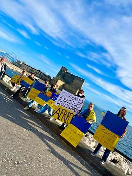 Ucraina, a Napoli in 12 ore offerti 580 posti in alloggi per i profughi