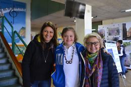 Piano: L’Istituto comprensivo ha ospitato l’atleta parolimpica biellese, Nicole Orlando