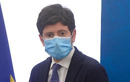 Covid, Speranza: «Lieve miglioramento ma la situazione seria»