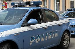 Avellino, uccide un uomo e ferisce la compagna: poi tenta il suicidio
