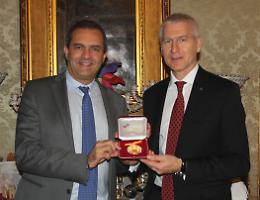 Universiadi, de Magistris incontra presidente Fisu