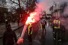 Gilet gialli, scontri al corteo a Bruxelles