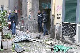 Nei vicoli è una polveriera: è guerra per il pizzo di Natale