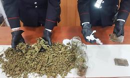 Droga ad Afragola, arrestati marito e moglie