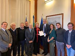 Piazza Carlo di Borbone, arriva la principessa Beatrice