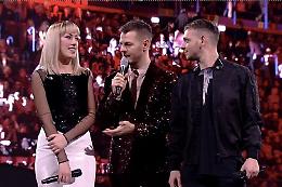 Anastasio e Naomi, X factor canta napoletano