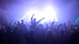 Sequestrata a Napoli discoteca abusiva in un palazzo