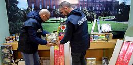 Vende botti illegali in casa: arrestato