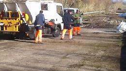 Sversamenti abusivi, ripulita un'area a Licola