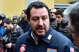 Salvini: «Chiudere gli stadi risposta sbagliata». Gentiloni: omaggiava gli ultrà