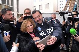 Polemica sull'uso della divisa, scontro Saviano-Salvini