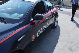 Ferito a colpi di pistola sull'uscio di casa