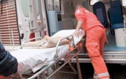 Schianto sulla Sorrentina, muore una donna: due feriti