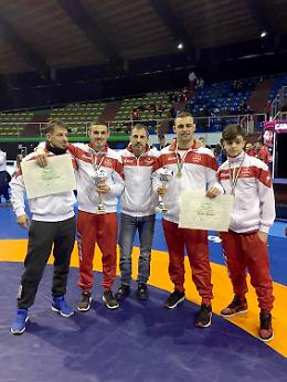 Lotta: Wrestling Liuzzi e Vigili del Fuoco sugli scudi