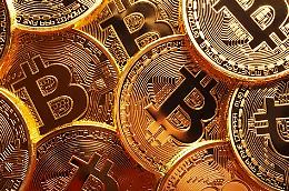 Droga su Surespot pagata in bitcoin, sgominata gang di giovani spacciatori