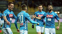 Furia polacca sul Parma, il Napoli vince con i gol di Zielinski e Milik