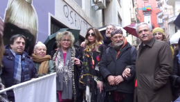 Sfregio al murale della Tarantina, la protesta della città VIDEO