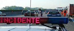Travolge coppia di motociclisti in tangenziale e fugge: denunciato imprenditore salernitano