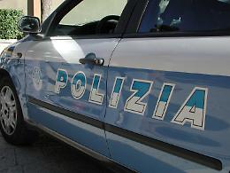 Pattuglia della Stradale circondata e aggredita da migranti nel Foggiano