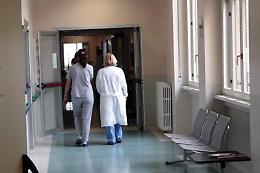 Truffa, peculato e omicidio: 11 indagati tra medici e infermieri