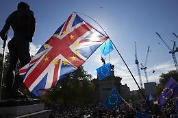 «Nuovo voto su Brexit», in 500mila al corteo a Londra