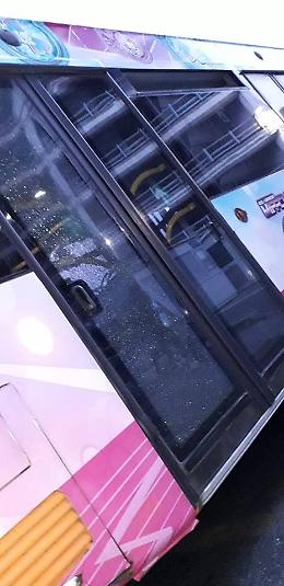 Ponticelli, raffica di piombini contro bus dell'Anm