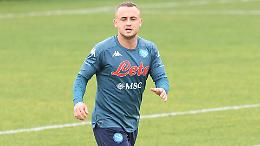 Napoli, Lobotka e Ounas in gruppo 