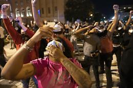Proteste negli Usa, Trump minaccia di usare l'esercito