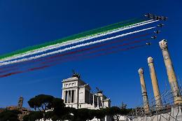 2 giugno, Festa della Repubblica Italiana, Mattarella: «Libertà pilastro nostra Costituzione»