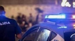 Via Marina, tenta il furto di uno scooter: preso
