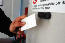 Furbetti del cartellino, 17 indagati al Comune di Qualiano
