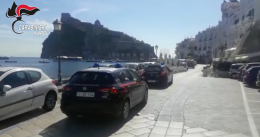 Affitti abusivi a Ischia e Procida, nove denunciati