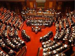 Riforme, al Senato seduta subito sospesa