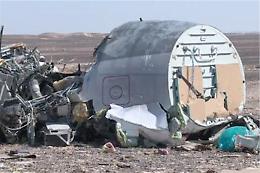 L'Airbus precipitato, Mosca non esclude la pista terroristica