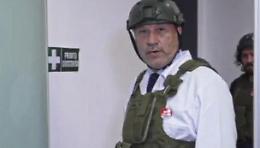Spot-choc dei medici: in corsia con elmetto e giubbotto antiproiettile