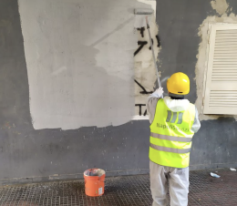 Camorra, Manfredi: «Giusto eliminare murales e altarini»