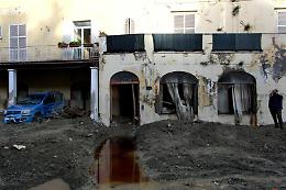 Ischia, scatta il piano di evacuazione: via dalla zona rossa oltre mille residenti