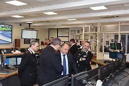 Gratteri in visita al Comando provinciale dei carabinieri