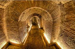 La pioggia non ferma <br>i turisti, agli Scavi di Pompei 2 custodi colpite da fulmine