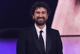 Alessandro Siani parte col botto: 950mila euro in un giorno per “Succede anche nelle migliori famiglie"