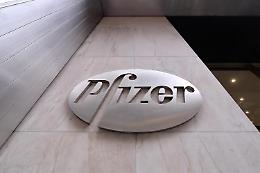 "Paxlovid" arriva domani in Italia: come funziona la pillola Pfizer anti Covid