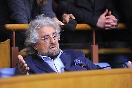 Crolla il reddito <br>di Grillo, Renzi dichiara oltre 100mila euro