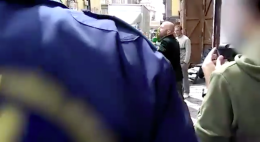 «Luca Abete preso a schiaffi da un parcheggiatore abusivo»