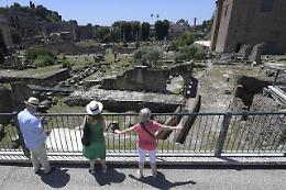 «Il 57% degli italiani non farà le vacanze»