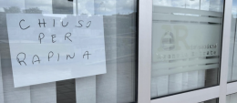 Rapina all'ufficio dell'Agenzia delle Entrate