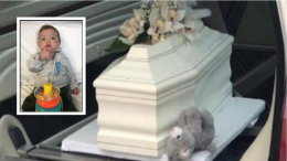 Ettore muore a 20 mesi per una rara malattia, lo strazio della madre: «Buon viaggio meraviglia del mio cuore»