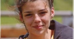 Un rarissimo tumore si porta via Ilaria a soli 20 anni, si spegne dopo l’esame di maturità